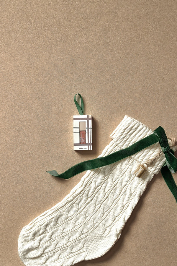 doTERRA Pink Sand Lip Oil holiday photo 4