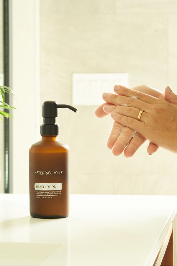 doTERRA Abōde Hand Lotion Dispenser