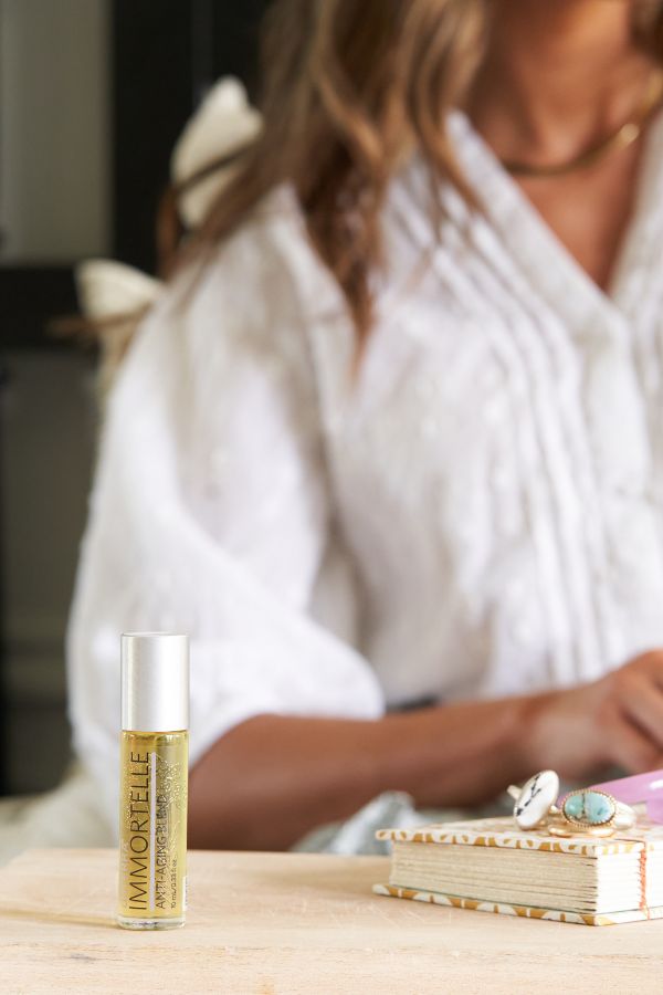 doTERRA Immortelle Anti-Aging Blend Roll-on | dōTERRA – Home